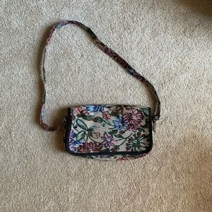 NWOT Vintage-looking Floral Crossbody Bag